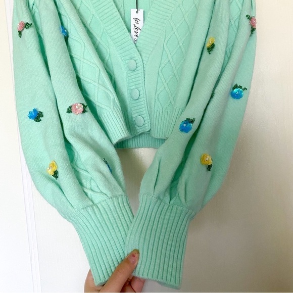 FLL Sweater Sutton Cardigan Cropped Sequin Floral Knit Puff-Sleeve Mint M NWT - Picture 3 of 9